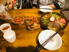 -聚合鑫东北熏酱熟食麻辣面(长阳店)