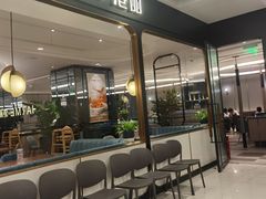 -港丽餐厅(杭大店)