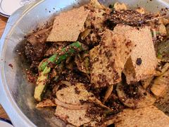 -嘎嘎鸭下巴·爆辣干锅(明教寺店)