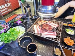 -松渡·鲜肉泥炉烤肉(时代天街店)