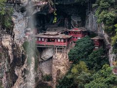 -东南悬空寺方广岩