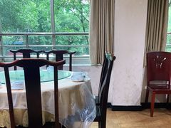 -洪霞餐馆