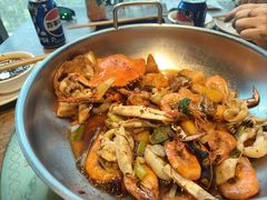 -七欣天香辣蟹火锅(上海银亿滨江店)