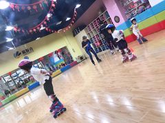 -米高蓝斯克国际轮滑中心(中铁建店)