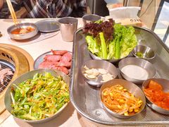 -蚂蚁洞·烤肉大营地(上海静安大悦城店)