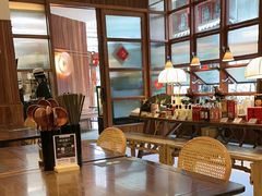 -银米·云南传统过桥米线(双廊黑金冠店)