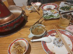 -毛辣果·贵州红酸汤牛肉火锅(西单店)