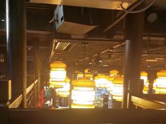 -帅巴人舅母子腊蹄民俗村