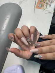 -尤米一站式美甲美睫