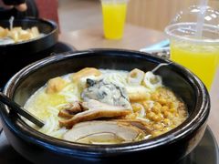 -灵芝妹子海鲜米线(香炉礁山姆店)