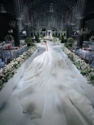 -伯瓷皇后婚纱艺术空间