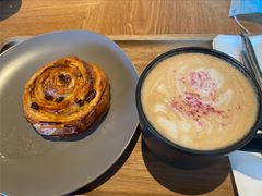 -星巴克臻选(上海合生汇1F店)