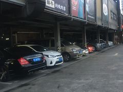 -三钢里-停车场