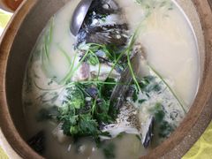 -天目湖刘老四农庄