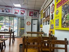 -卢聪艺小吃店(阳翟总店)