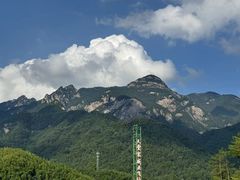 -罗田大别山峡谷漂流