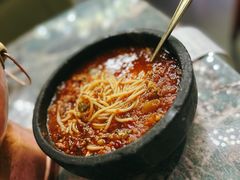 小锅米线-浩海火燒雲傣家菜(静安芮欧店)