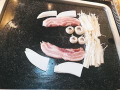 -小黑猪石板烤肉(皇冠花园店)