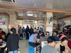 -周震馄饨