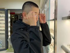 -潘多拉眼镜·蔡司依视路明月(潘家园店)