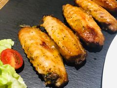 黑白芝麻鸡翅-MOMENT湖景餐厅(解放路店)