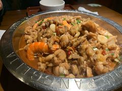 -胖哥俩肉蟹煲(湖滨银泰in77店)