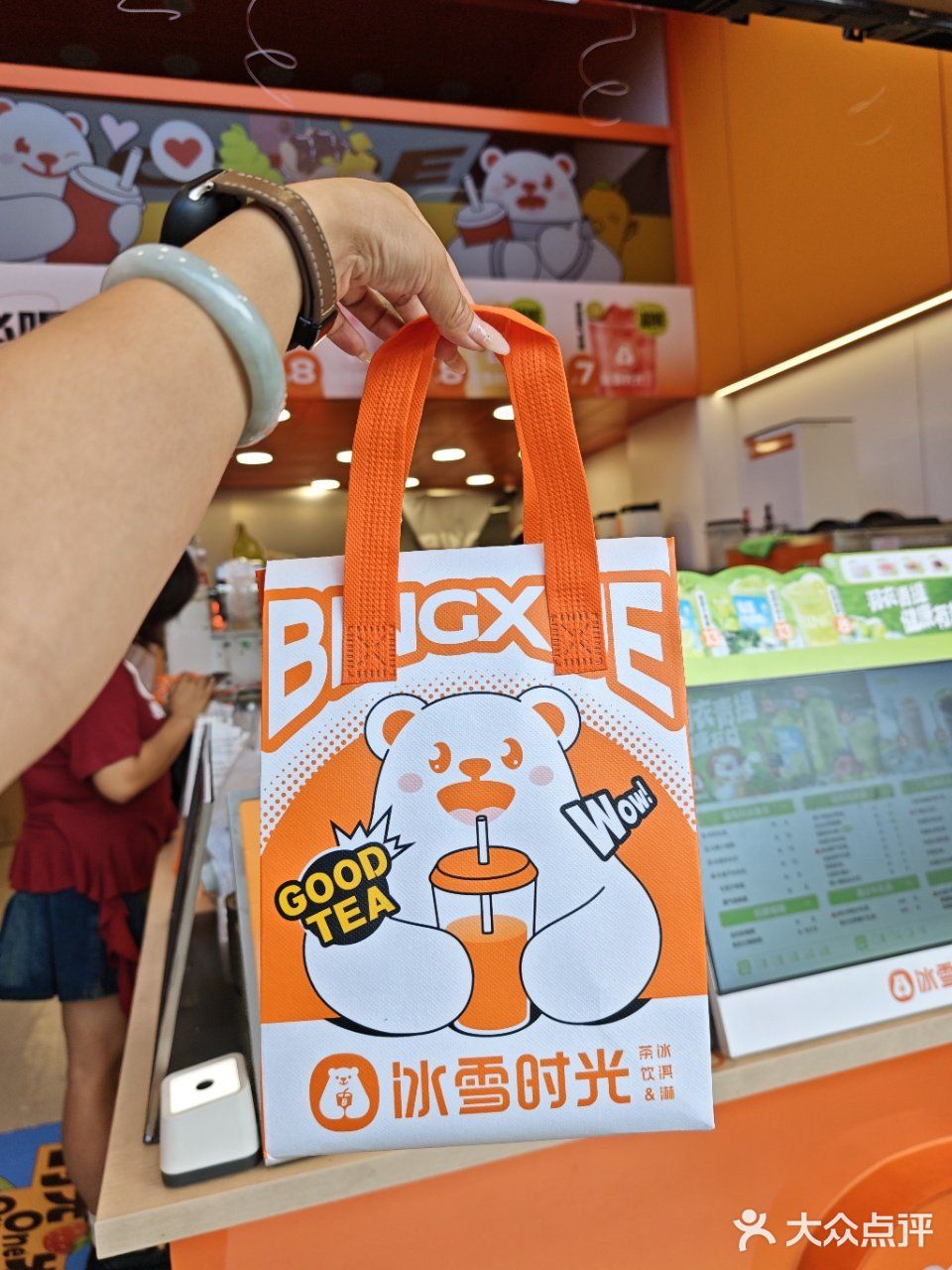 宝子们！你们喝的奶茶里可能根本没有奶！