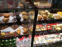 面包甜点陈列柜-星巴克(北京西小口路店)