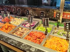 -釜御山海鲜烤肉火锅自助(新城市中心店)
