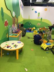 -莫莉幻想儿童乐园(深圳南山欢乐颂店)