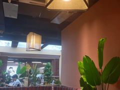 大堂-云海肴·汽锅鸡·云南代表菜(天山百盛优客店)