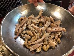-老石黑山羊毛驴肉火锅(金凯广场店)