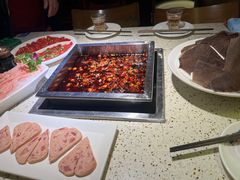 -二荆条·蜀鲜汇城市森林火锅