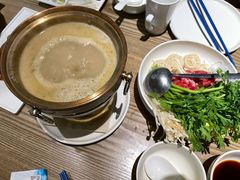 酸菜火锅面-小大董·烤鸭(凤凰汇店)