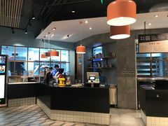 -Dough&Joe团憩(瑞虹天地月亮湾店)