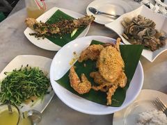 -大树下海鲜饭店