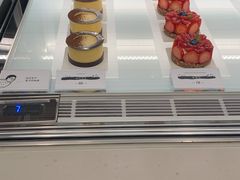 -潮一不贰·法式甜品·生日蛋糕·西式简餐(外滩店)