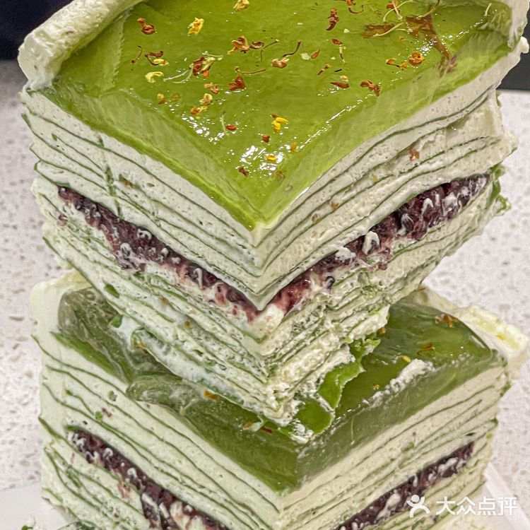 每次来新街口都会吃！芒果血糯米千层