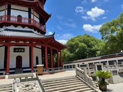 -绳金塔