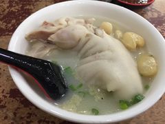 -雷祖芳老妈蹄花店
