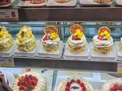 -罗森尼娜(德思勤店)