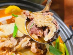襄阳砂锅牛三鲜-莲餐厅·湖北菜·藕汤是头牌(愚园路店)