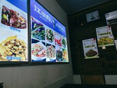 -小球滚滚湘菜馆·烤鱼·口味虾(太平街店)