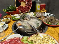 -刘少华贵州小黄牛·鲜牛肉火锅(总店)