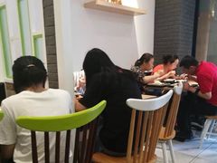 用餐区-大米先生(大洲中百店)