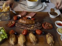 牛排拼盘-火车头法国西餐厅