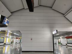 -红土地(地铁站)