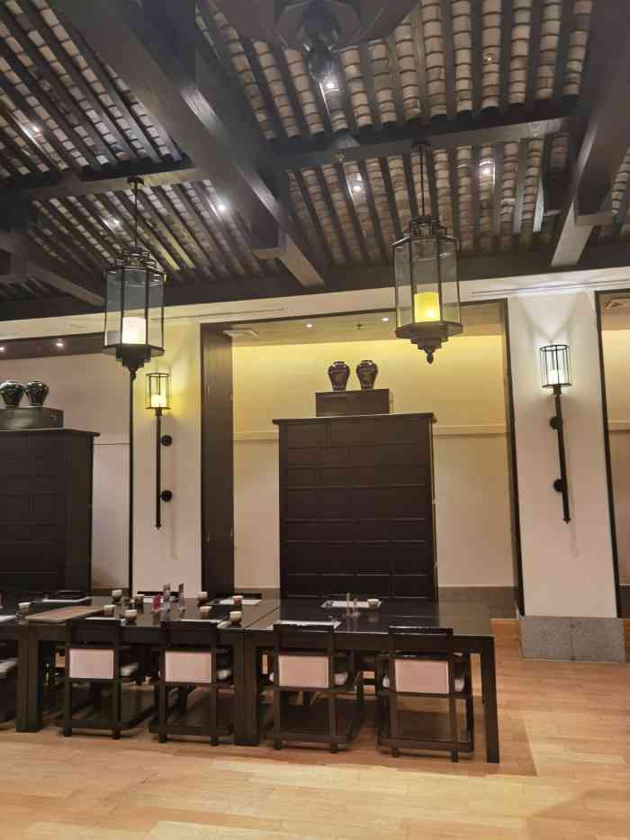 真爱骊山之大秦小宴-"都是套餐来的,然鹅看起来十来个碗,但每一.