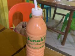 草莓冰沙-Jonah's Fruit Shake & Snack Bar