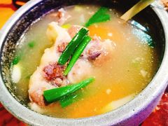 蒜香牛尾汤-黑牛の店·和牛烧肉(合生汇店)